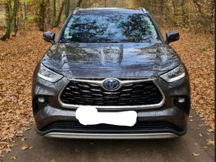 Toyota Highlander 2020 года за 38 000 000 тг. в Алматы – фото 2