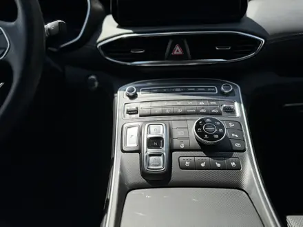 Hyundai Santa Fe 2023 года за 18 490 000 тг. в Костанай – фото 12