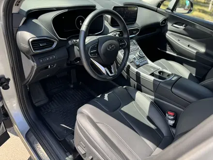 Hyundai Santa Fe 2023 года за 18 490 000 тг. в Костанай – фото 15