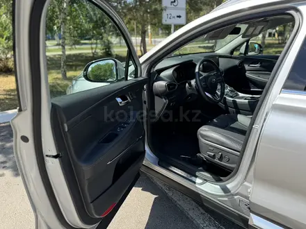 Hyundai Santa Fe 2023 года за 18 490 000 тг. в Костанай – фото 17