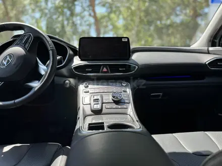 Hyundai Santa Fe 2023 года за 18 490 000 тг. в Костанай – фото 18