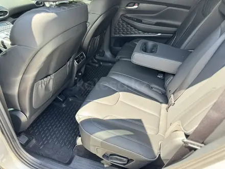 Hyundai Santa Fe 2023 года за 18 490 000 тг. в Костанай – фото 22