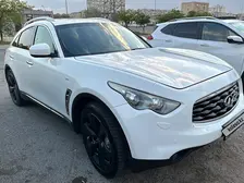Infiniti FX37, 2011