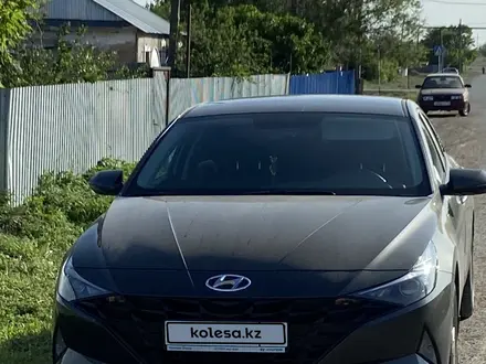 Hyundai Elantra 2022 года за 9 000 000 тг. в Уральск