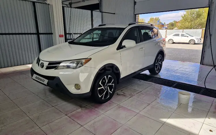 Toyota RAV4 2015 года за 10 000 000 тг. в Актобе