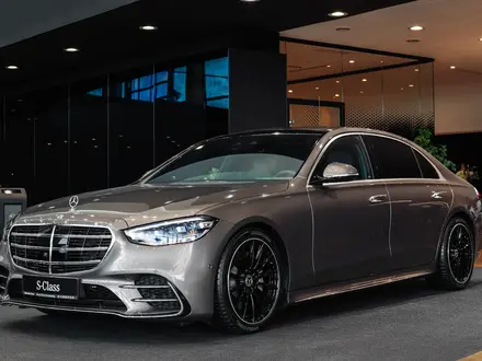 Mercedes-Benz S 450 4MATIC 2025 года за 120 000 000 тг. в Астана