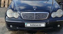 Mercedes-Benz C 240 2000 года за 2 700 000 тг. в Экибастуз