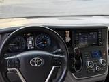 Toyota Sienna 2020 года за 12 000 000 тг. в Шымкент – фото 3