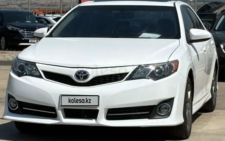 Toyota Camry 2014 года за 4 900 000 тг. в Уральск
