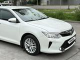 Toyota Camry 2015 годаүшін12 999 999 тг. в Алматы – фото 2