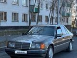 Mercedes-Benz E 230 1992 года за 1 850 000 тг. в Талдыкорган