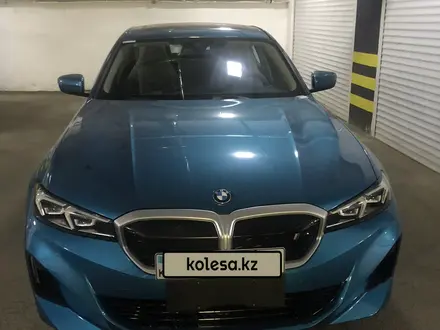 BMW i3 2023 года за 19 900 000 тг. в Алматы – фото 2