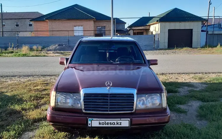 Mercedes-Benz E 200 1989 года за 850 000 тг. в Астана