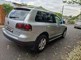 Volkswagen Touareg 2008 года за 4 500 000 тг. в Алматы