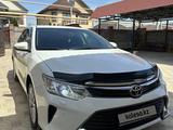 Toyota Camry 2015 года за 11 200 000 тг. в Алматы – фото 2