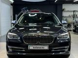 BMW 740 2014 года за 14 500 000 тг. в Алматы