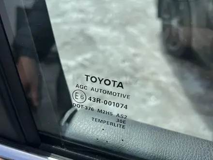 Toyota Camry 2022 года за 13 000 000 тг. в Караганда – фото 27