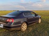 Volkswagen Passat 2006 года за 2 500 000 тг. в Павлодар – фото 3