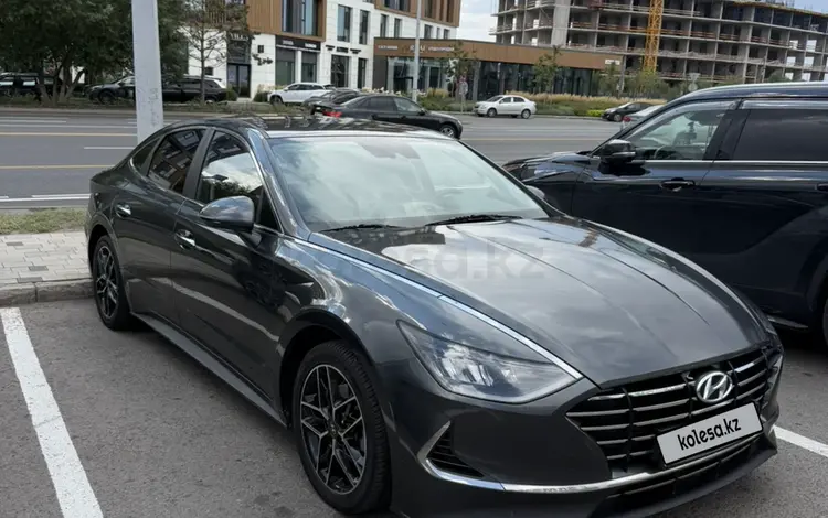 Hyundai Sonata 2019 года за 8 500 000 тг. в Астана