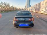 Volkswagen Passat 2006 годаүшін3 300 000 тг. в Астана – фото 5