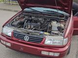 Volkswagen Passat 1995 года за 25 000 тг. в Актобе