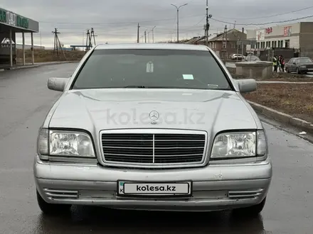 Mercedes-Benz S 320 1995 года за 2 800 000 тг. в Караганда