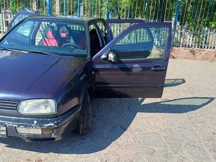 Volkswagen Golf 1995 года за 950 000 тг. в Астана