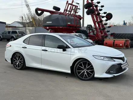 Toyota Camry 2020 года за 16 800 000 тг. в Уральск – фото 5