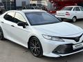 Toyota Camry 2020 года за 16 800 000 тг. в Уральск – фото 9