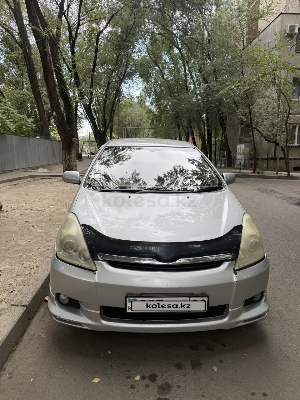 Toyota Wish, 2003