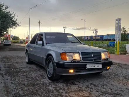 Mercedes-Benz E 500 1993 года за 3 600 000 тг. в Алматы – фото 2