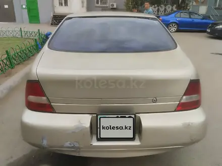 Nissan Altima 2000 года за 1 400 000 тг. в Астана – фото 2