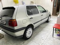 Volkswagen Golf 1994 годаүшін1 350 000 тг. в Шымкент