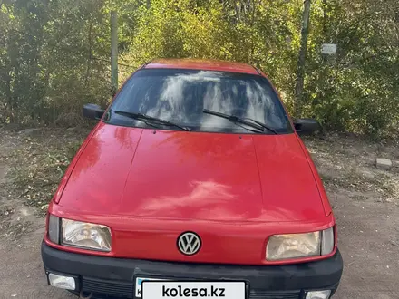 Volkswagen Passat 1992 года за 800 000 тг. в Караганда