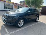 Jeep Cherokee 2014 года за 11 000 000 тг. в Астана