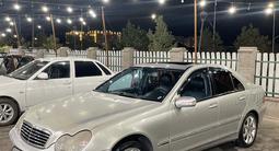 Mercedes-Benz C 320 2003 годаfor3 700 000 тг. в Туркестан – фото 2