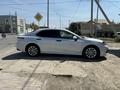Toyota Camry 2019 года за 13 500 000 тг. в Атырау – фото 2