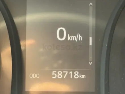 Toyota Camry 2019 года за 13 500 000 тг. в Атырау – фото 8