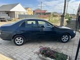 Toyota Carina E 1996 года за 600 000 тг. в Уральск – фото 3