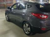 Hyundai Tucson 2014 годаүшін11 470 000 тг. в Астана – фото 4