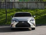 Lexus ES 250 2022 годаүшін23 500 000 тг. в Алматы – фото 2