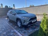 Toyota RAV4 2020 года за 12 500 000 тг. в Тараз – фото 2