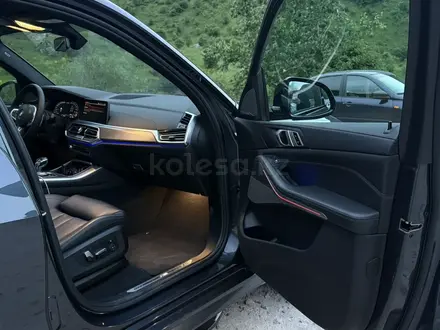 BMW X5 2020 года за 33 000 000 тг. в Алматы – фото 14