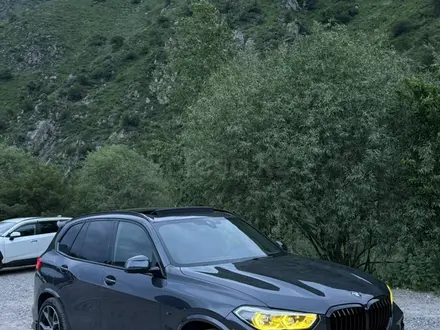 BMW X5 2020 года за 33 000 000 тг. в Алматы – фото 3