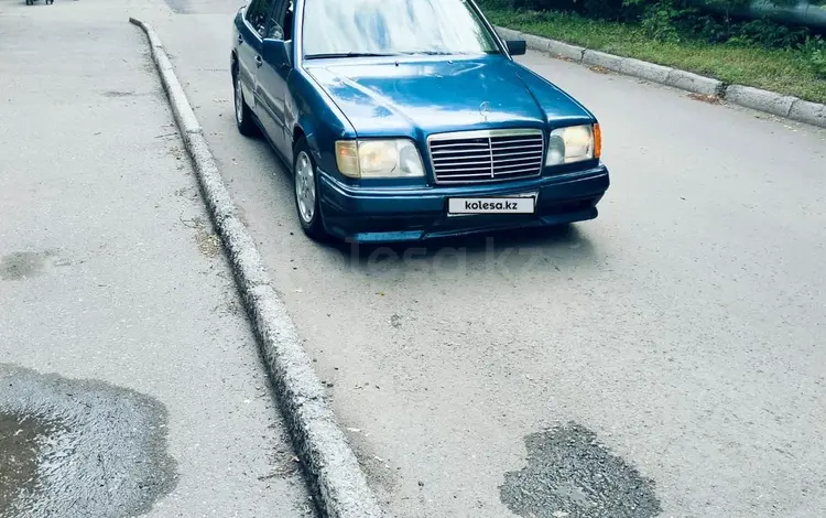 Mercedes-Benz E 280 1993 года за 1 950 000 тг. в Темиртау