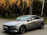 Hyundai Elantra 2023 годаfor11 500 000 тг. в Алматы – фото 4