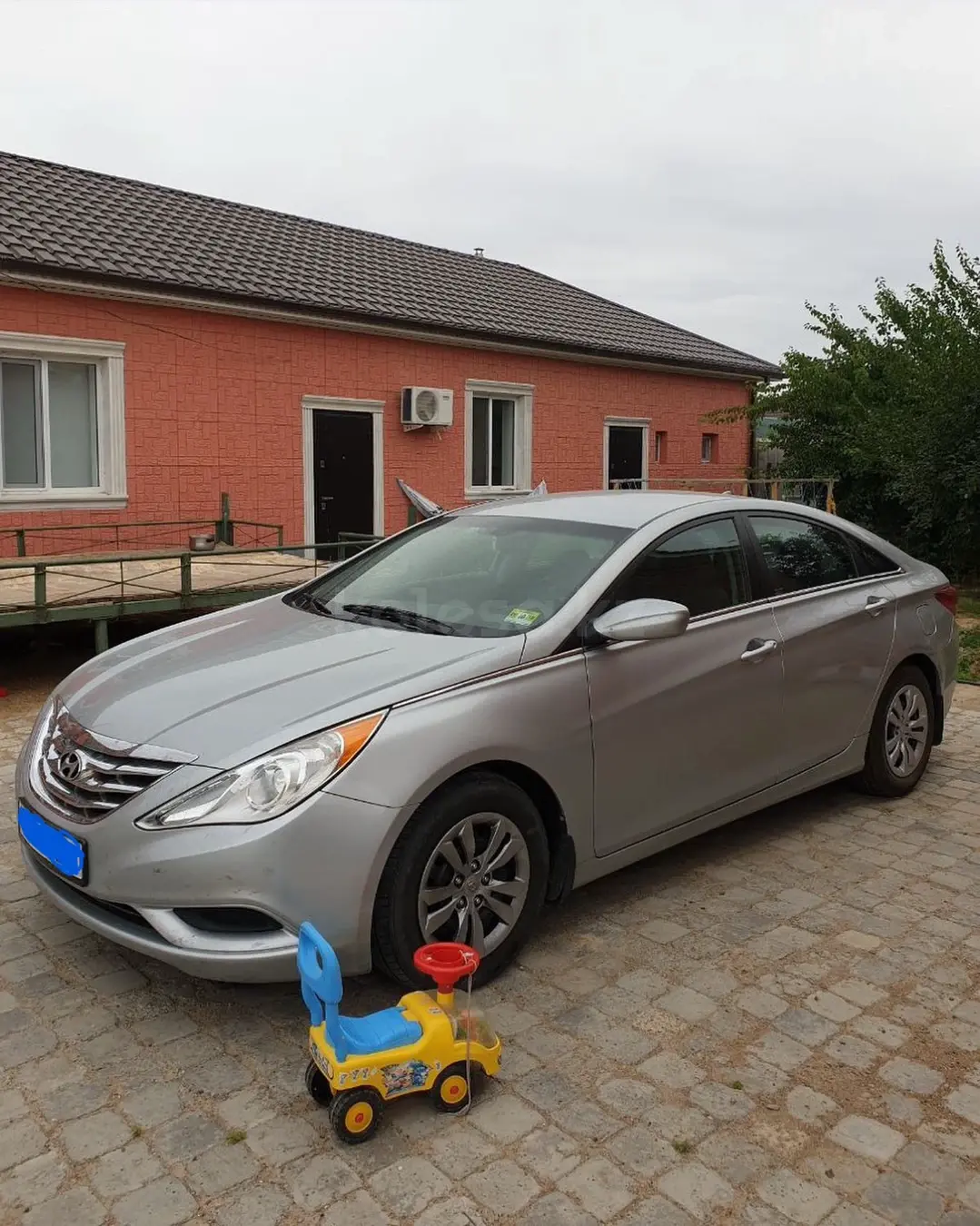 Hyundai Sonata, 2011