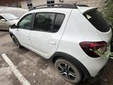 Renault Sandero Stepway 2021 годаүшін3 600 000 тг. в Алматы – фото 4
