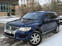 Volkswagen Touareg 2007 года за 5 800 000 тг. в Астана