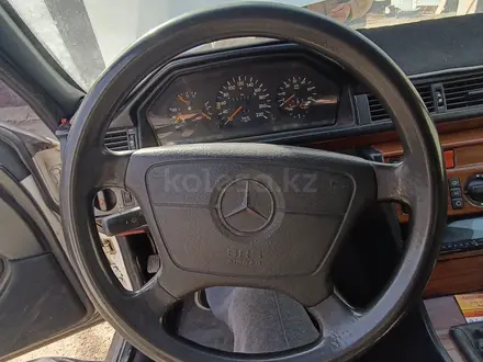 Mercedes-Benz E 250 1994 года за 1 400 000 тг. в Караганда – фото 11